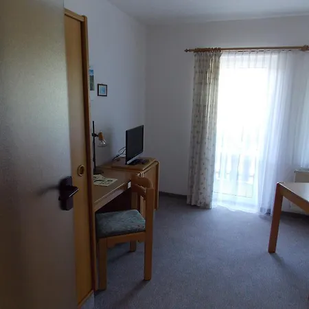 Hotell Weisses Roess'l