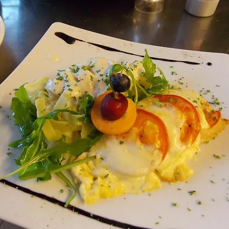 Hotell Weisses Roess'l 3*